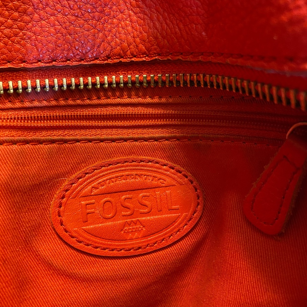 Fossil purse